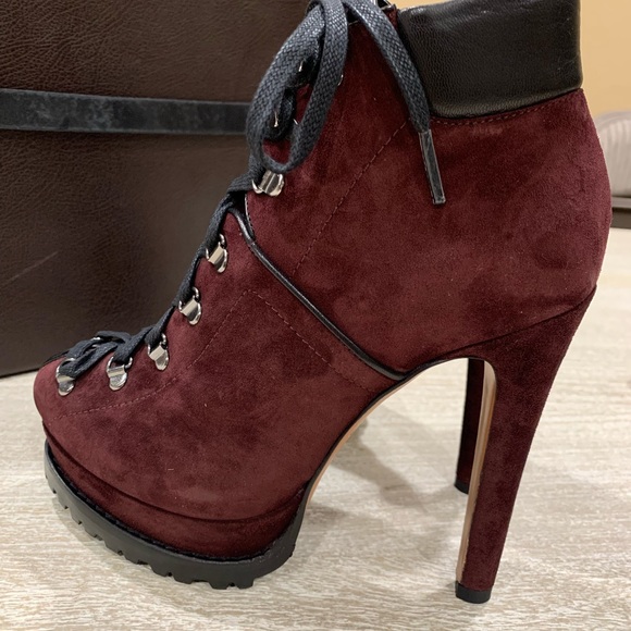 Alaia suede and leather booties - Picture 7 of 9